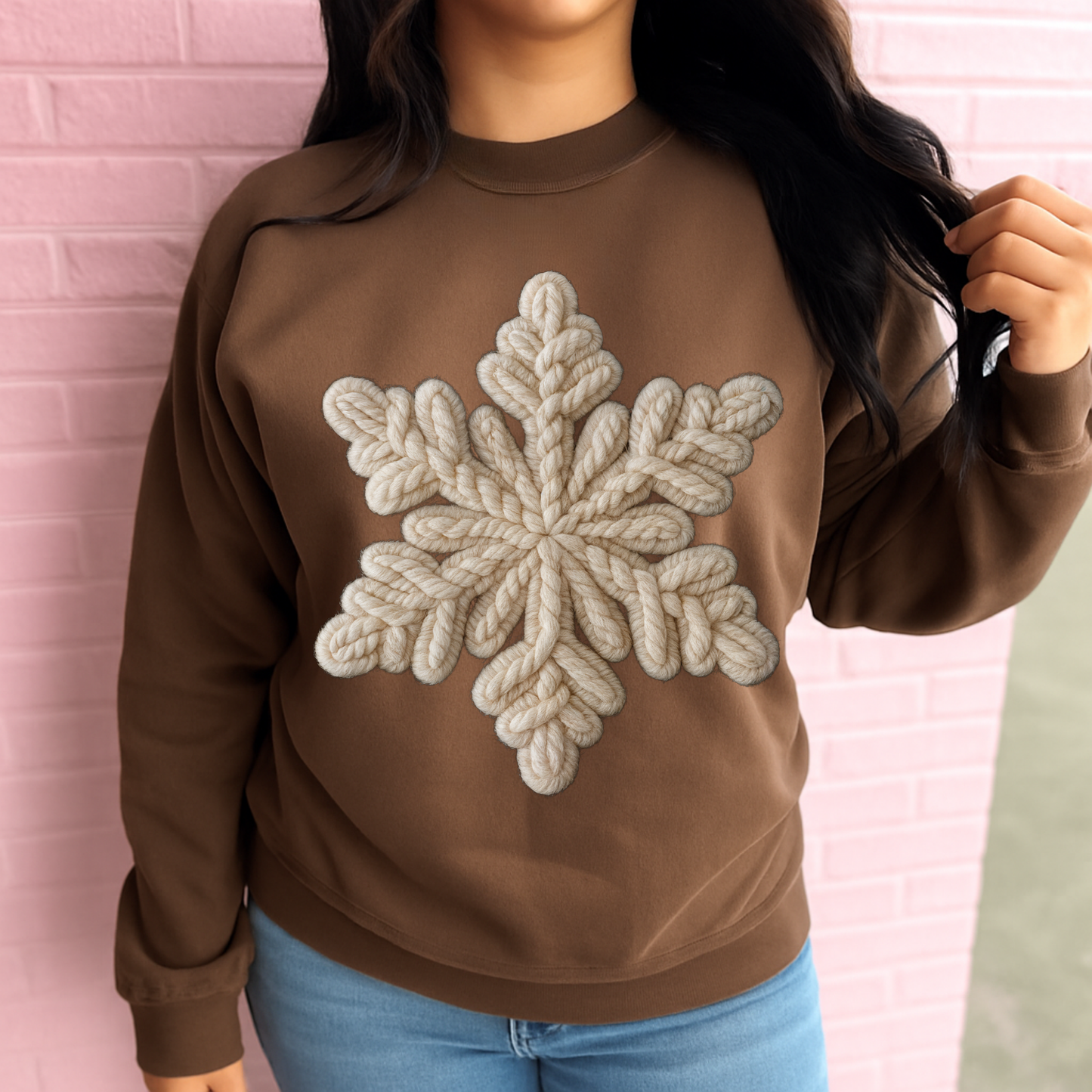 Yarn Snowflake Graphic Sweatshirt