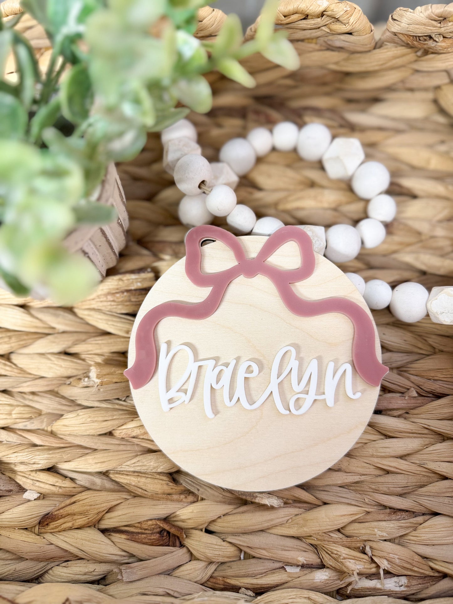Bow Sign