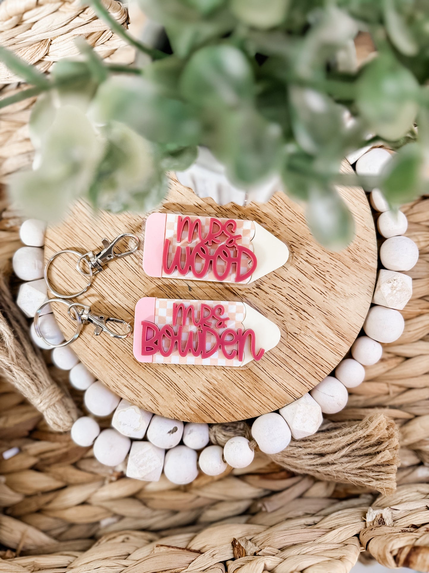 PENCIL KEYCHAIN TAN CHECK