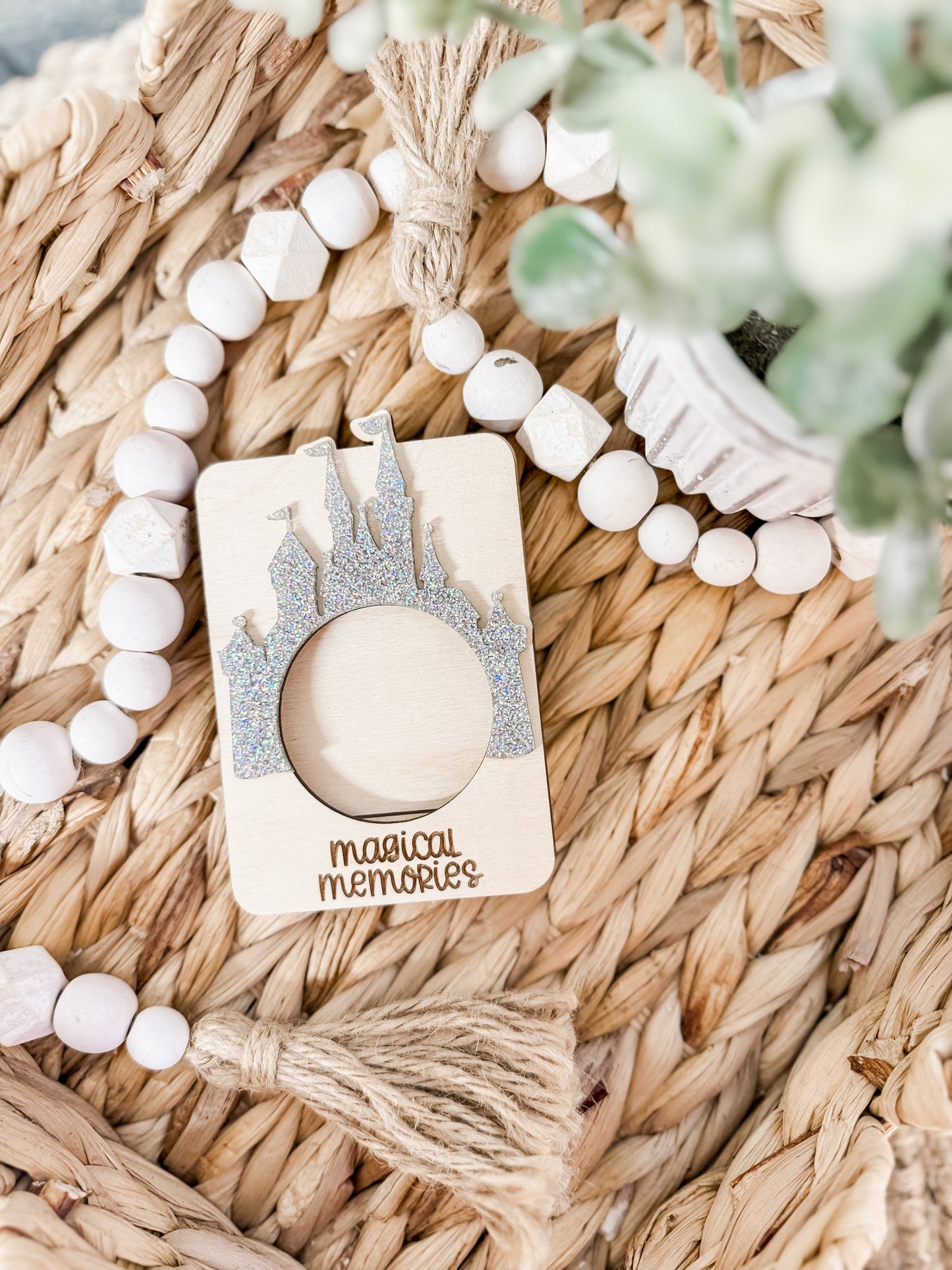 MAGICAL MEMORIES PHOTO MAGNET