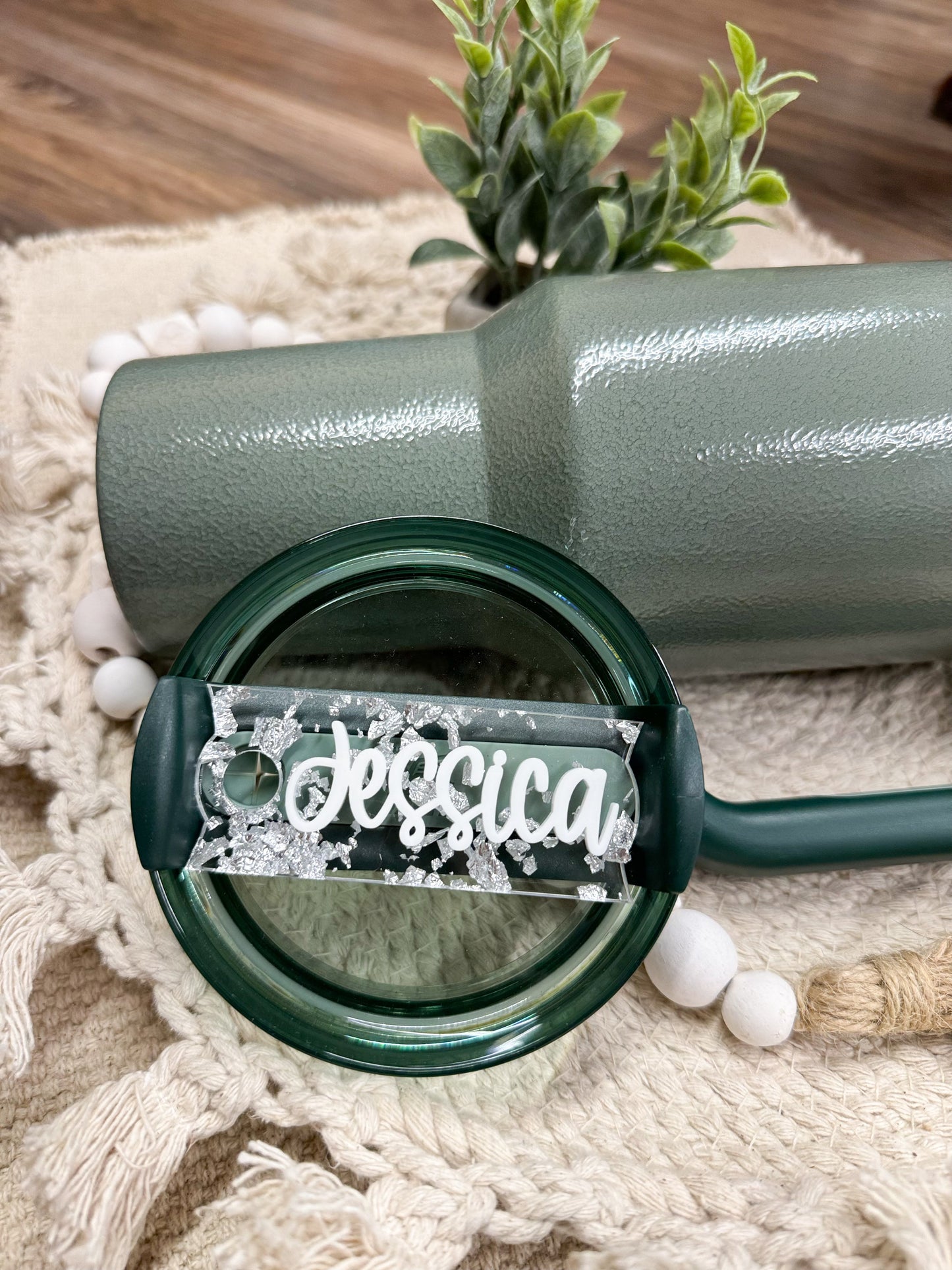 SILVER FLAKE TOPPER