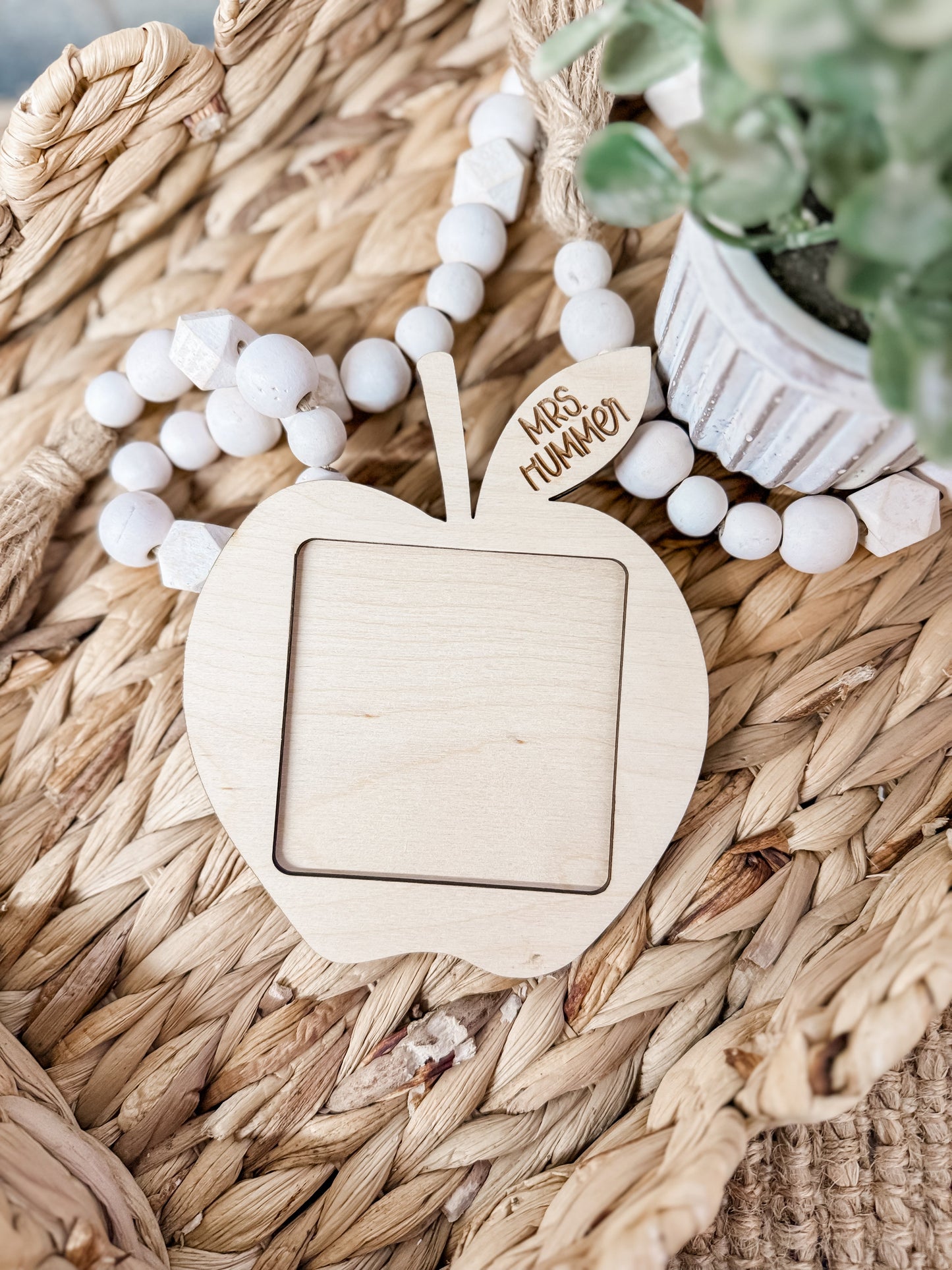 Apple Post Holder