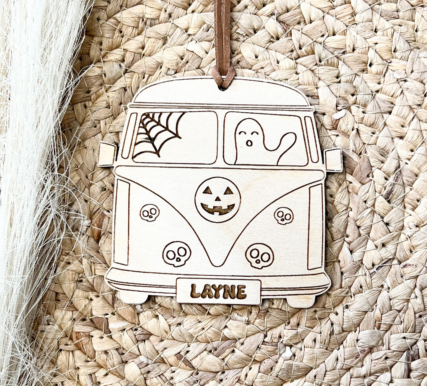 Retro Van Tag