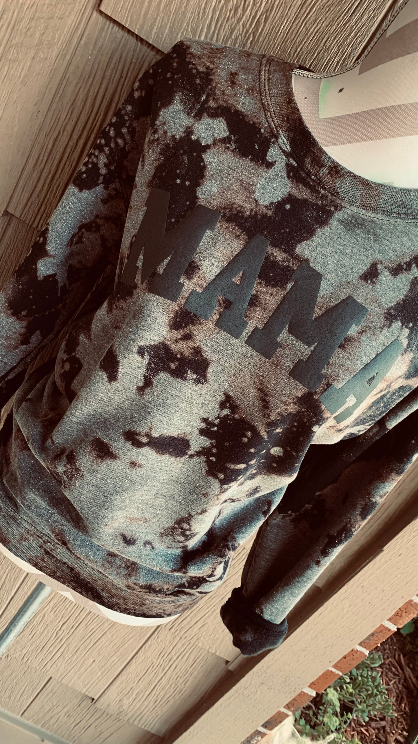 Mama Grunge distressed crewneck