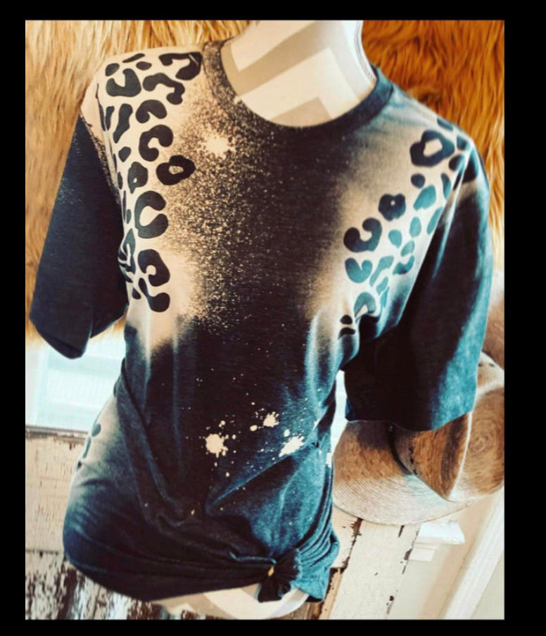 Leopard shoulder tees