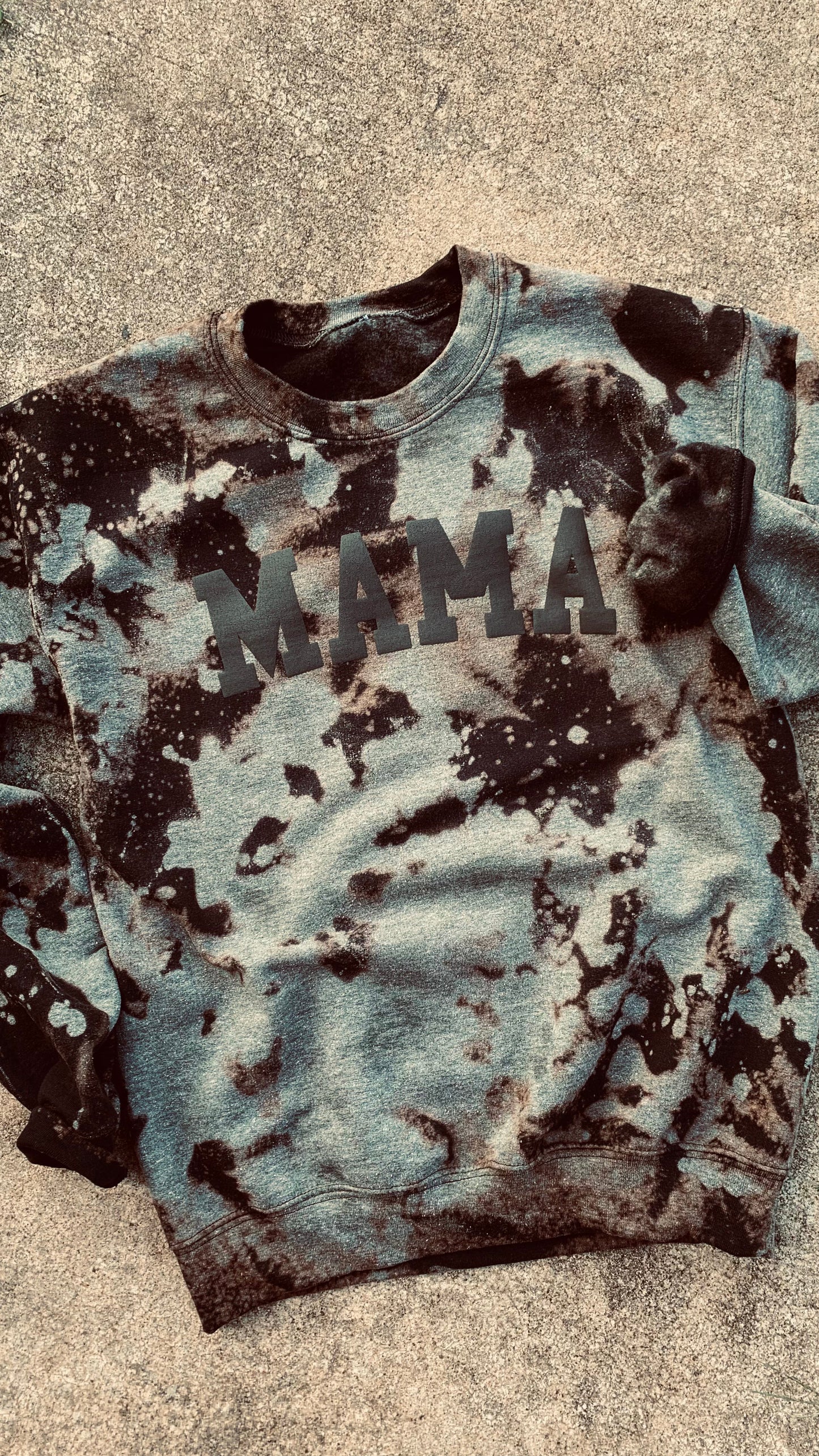 Mama Grunge distressed crewneck